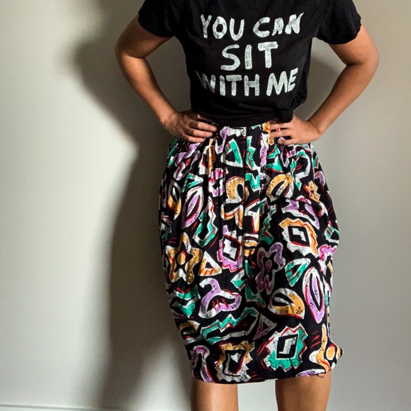 Printed High Waisted Skirt - Picture 4 of 4
